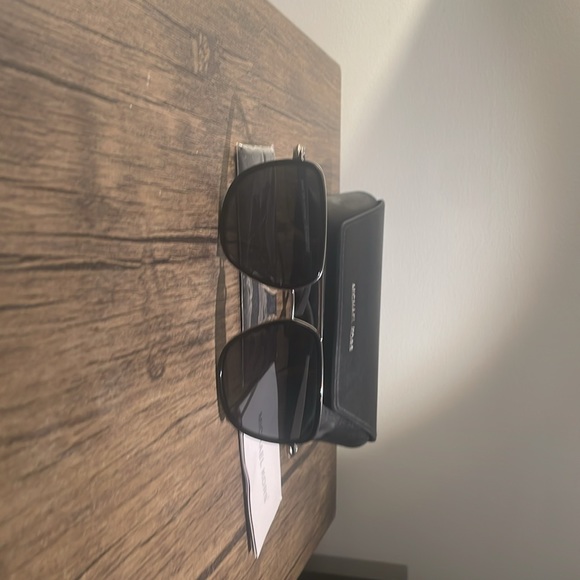 MICHAEL KORS Sunglasses - Picture 2 of 2
